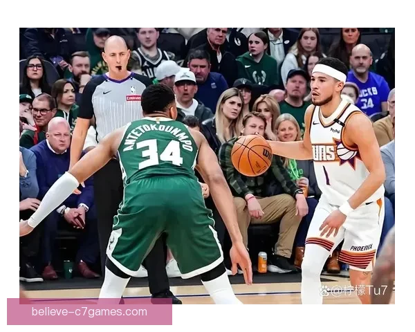 NBA焦点战再掀高潮巨星对决引爆全场热议季后赛席位争夺白热化