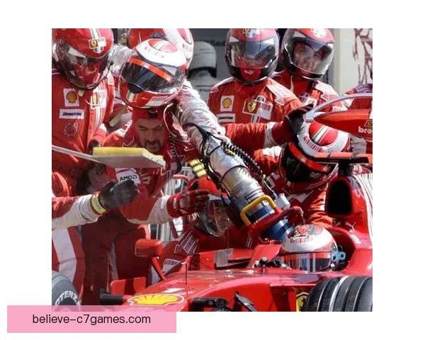 F1新赛季揭幕战精彩回顾 莱科宁与汉密尔顿激烈角逐再掀热潮 F1新赛季揭幕战精彩回顾 莱科宁与汉密尔顿激烈角逐再掀热潮