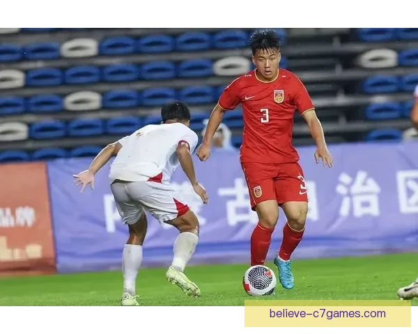 世界杯赛场惊喜连连 国足新星表现引发热议