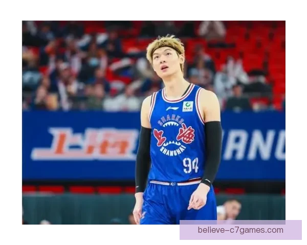 中国男篮力克韩国晋级亚洲杯四强，王哲林再度表现抢眼